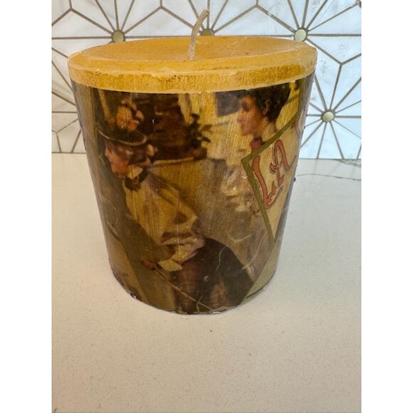 La‎ Vie Paris Female Golfer Candle | 4x4 | Austin Sculpture | 1997 - Picture 2 of 5